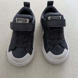 Converse Kids Black and White Low-Top Sneakers with Hook-and-Loop Strap